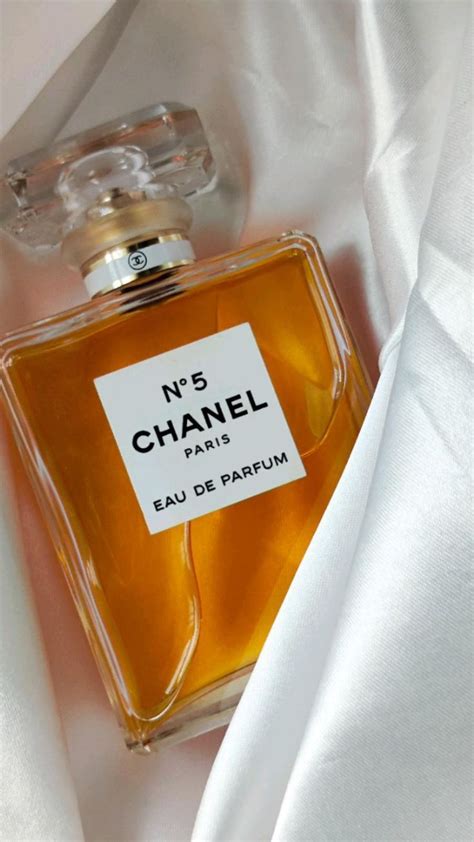 chanel ingredients just sd alcohol 39 c water and fragrance|Chanel no 5 label.